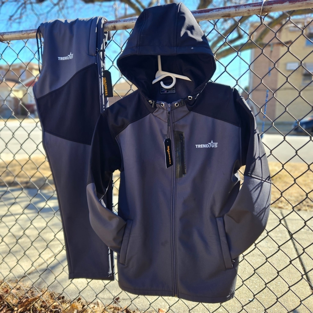 TREND1US Black and Gray Tracksuit